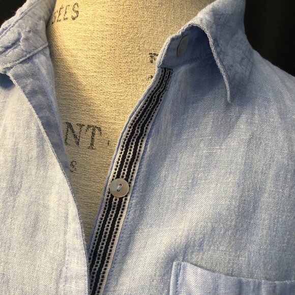 Beautiful C&C California Linen Long Shirt: Size M - Picture 2 of 15